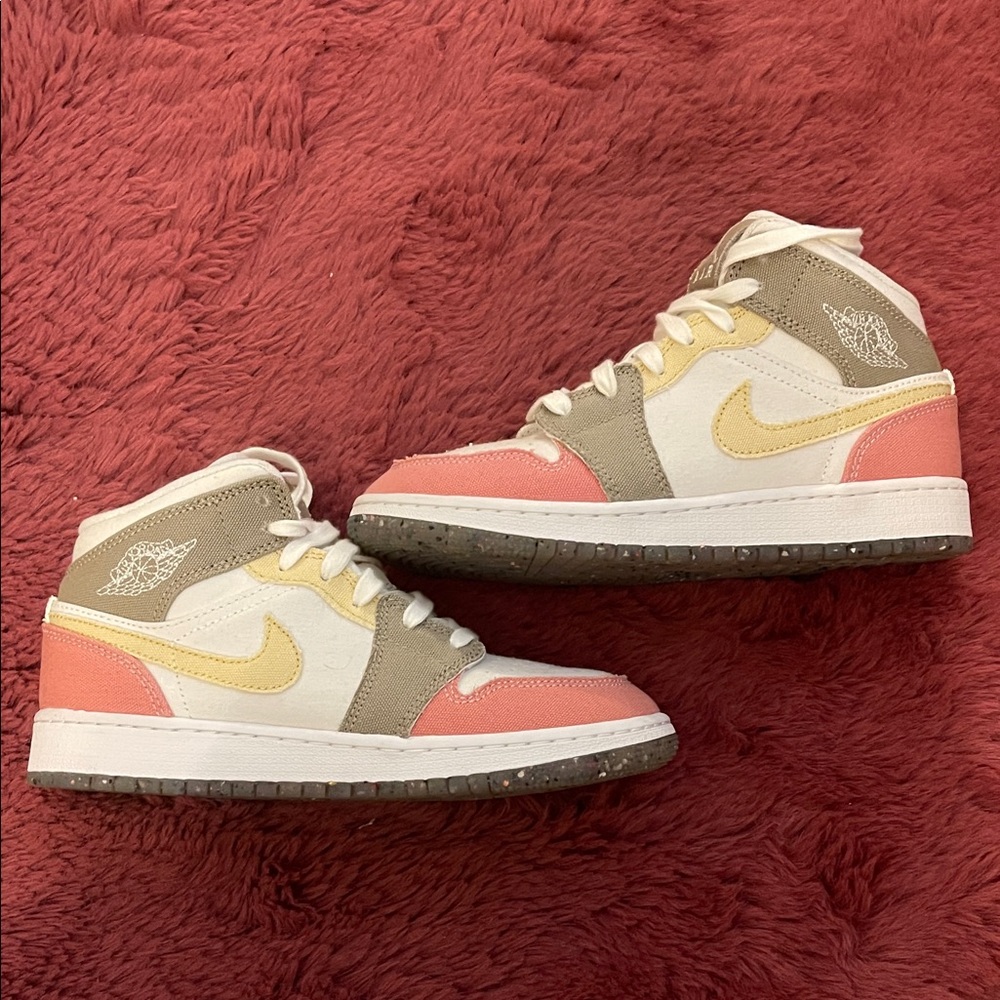 Nike retro air Jordan’s kids